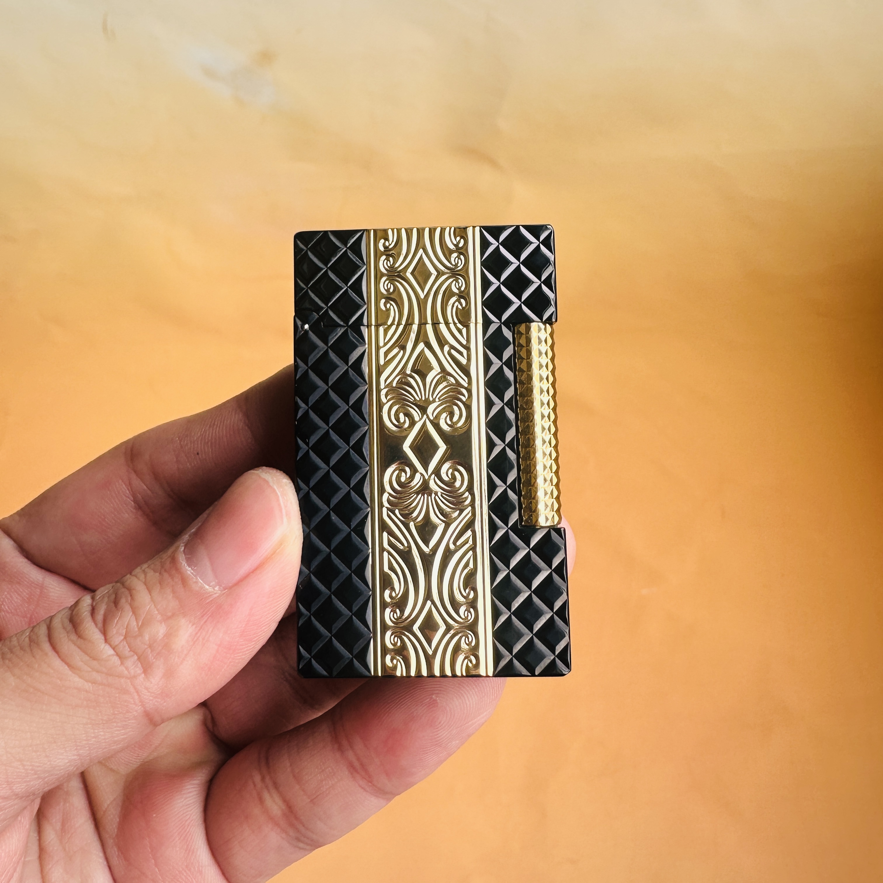 Men Accessories Brands - Pemantik Api Mewah Merk Ternama —