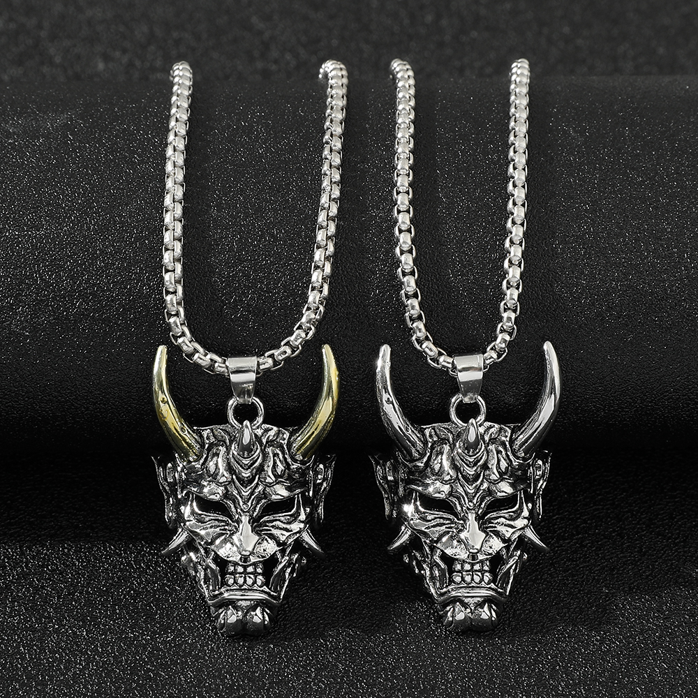 Men Accessories In Silver - Kalung Liontin Topeng Hantu Tampan Warna