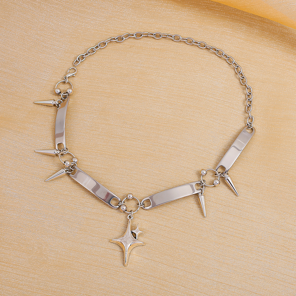 Kalung Choker Liontin Bintang  - Men Accessories In Silver ulasan dan harga