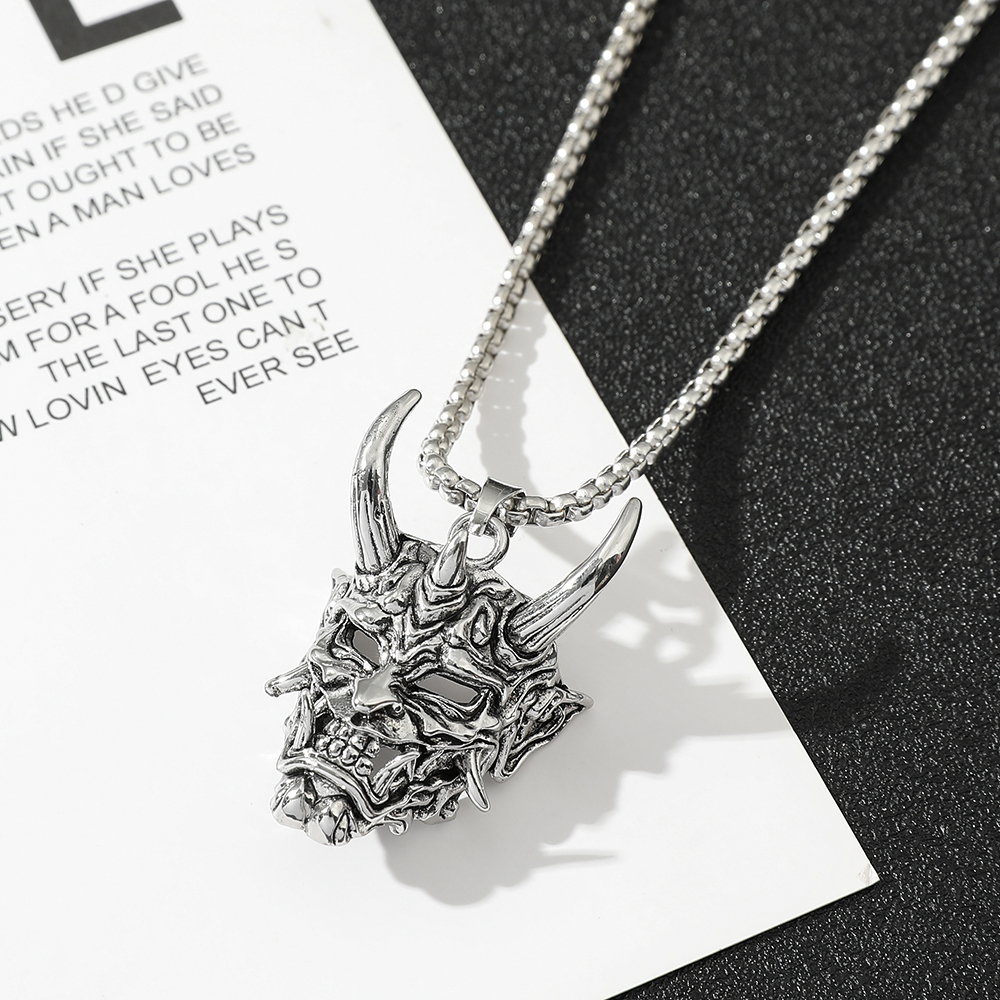 Kalung Liontin Topeng Hantu Ta - Men Accessories In Silver ulasan dan harga